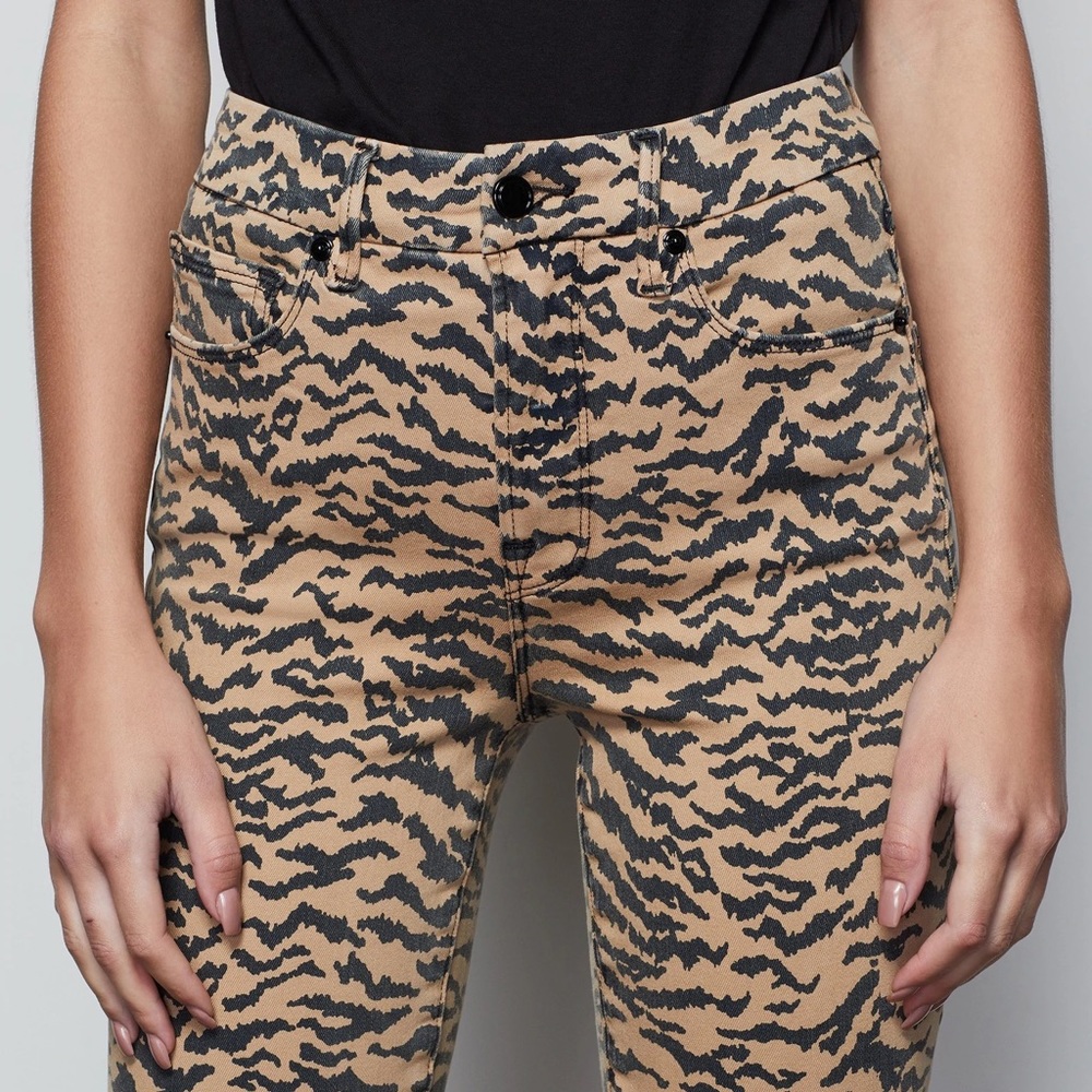 Good American Good Waist Crops